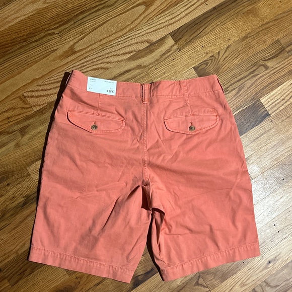 American Eagle Men’s Flex Flat Front Shorts. - Picture 2 of 3